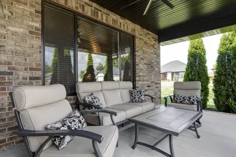 Exterior - 6002 S Kings Ave, Springfield, MO 65810 photo 3 of 5