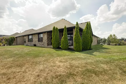 Exterior - 6002 S Kings Ave, Springfield, MO 65810 photo 5 of 5