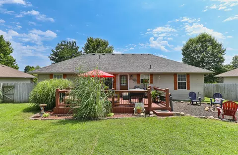 Exterior - 613 E Gallup Hill Rd, Nixa, MO 65714 photo 7 of 8