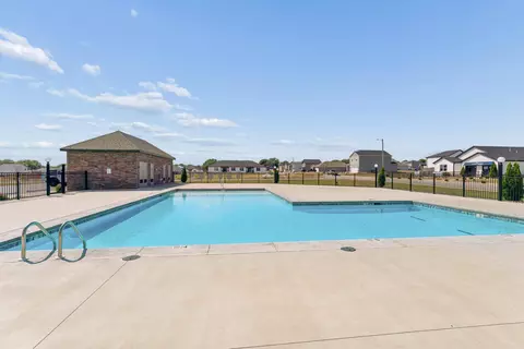 Exterior - 484 Eagle Rock Ct, Willard, MO 65781 photo 3 of 5