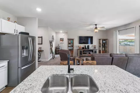 Kitchen - 484 Eagle Rock Ct, Willard, MO 65781 photo 2 of 3