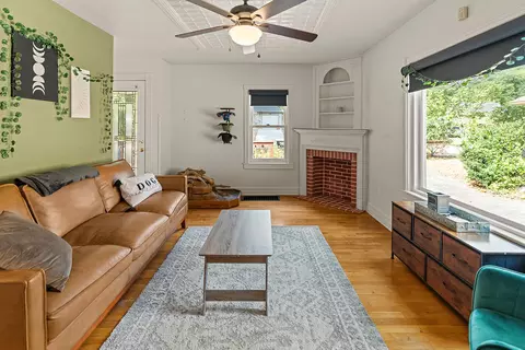 Living - 504 E Cozy St, Springfield, MO 65807 photo 1 of 3
