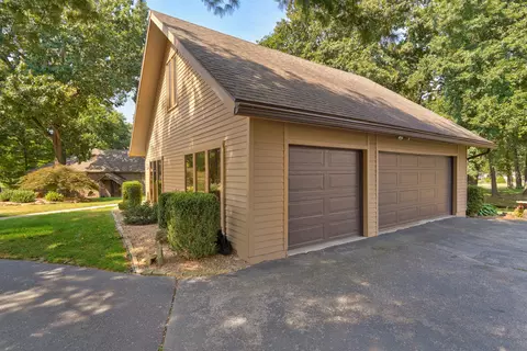 Exterior - 5103 Colonial Cir, Nixa, MO 65714 photo 6 of 21