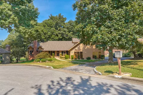 Exterior - 5103 Colonial Cir, Nixa, MO 65714 photo 4 of 21