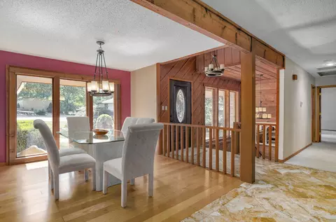 Dining - 5103 Colonial Cir, Nixa, MO 65714 photo 1 of 4