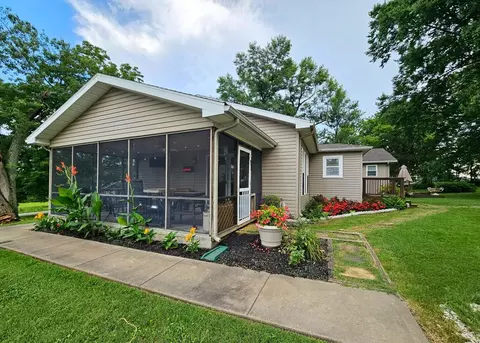 Exterior - 1157 E Dade 186, Ash Grove, MO 65604 photo 4 of 29