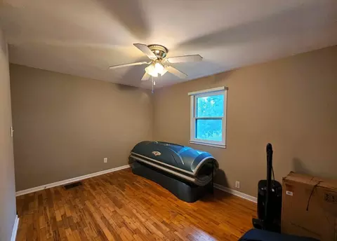 Bedroom - 1157 E Dade 186, Ash Grove, MO 65604 photo 4 of 5
