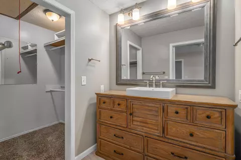 Other - 228 E Osage Dr, Springfield, MO 65810 photo 6 of 9