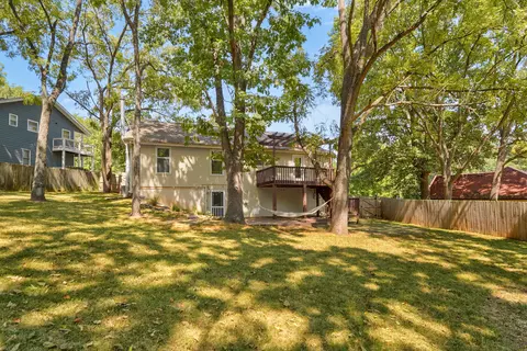 Exterior - 228 E Osage Dr, Springfield, MO 65810 photo 11 of 13