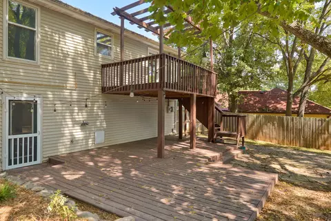 Exterior - 228 E Osage Dr, Springfield, MO 65810 photo 8 of 13