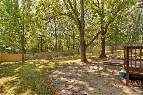 Exterior - 228 E Osage Dr, Springfield, MO 65810 photo 13 of 13