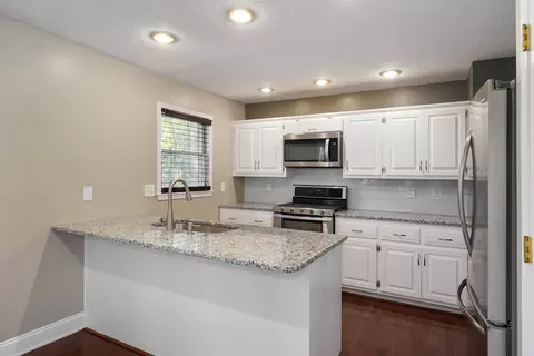 Kitchen - 228 E Osage Dr, Springfield, MO 65810 photo 1 of 2