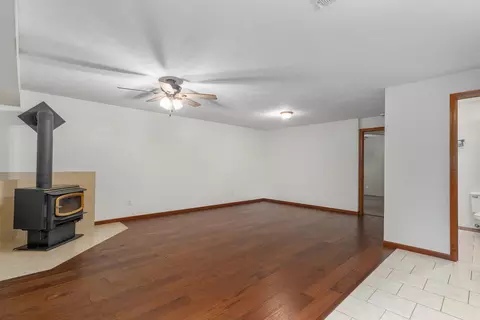 Living - 228 E Osage Dr, Springfield, MO 65810 photo 6 of 8