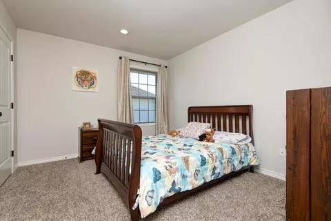 Bedroom - 517 N Stella Ct, Willard, MO 65781 photo 2 of 4