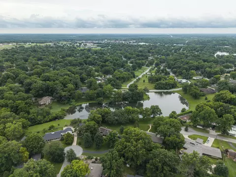 View/Area - 2971 E Southern Hills Blvd, Springfield, MO 65804 photo 5 of 11
