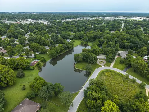 View/Area - 2971 E Southern Hills Blvd, Springfield, MO 65804 photo 8 of 11