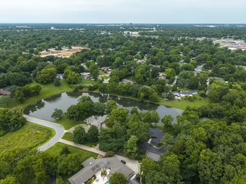 View/Area - 2971 E Southern Hills Blvd, Springfield, MO 65804 photo 2 of 11