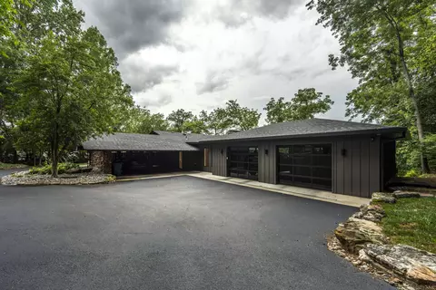 Exterior - 2971 E Southern Hills Blvd, Springfield, MO 65804 photo 13 of 33