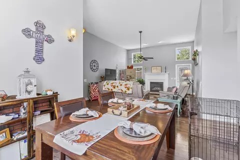Dining - 2081 N Preakness Dr, Nixa, MO 65714 photo 2 of 2