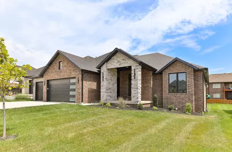 Exterior - 2038 N Silver Charm Ave, Springfield, MO 65802 photo 2 of 6