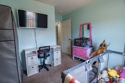 Bedroom - 1202 N Oak Park Dr, Springfield, MO 65802 photo 3 of 4