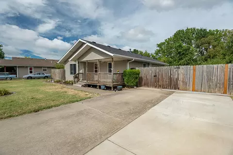 Other - 1202 N Oak Park Dr, Springfield, MO 65802 photo 2 of 8