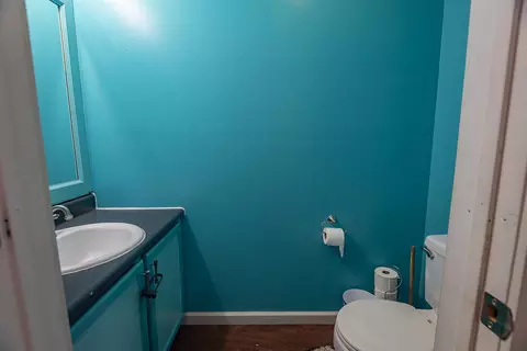 Bath - 1202 N Oak Park Dr, Springfield, MO 65802 photo 1 of 2