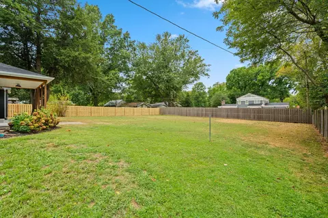 Exterior - 1435 S Fairway Ave, Springfield, MO 65804 photo 7 of 10