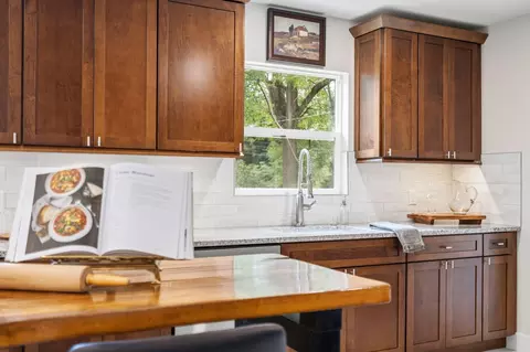 Kitchen - 1435 S Fairway Ave, Springfield, MO 65804 photo 3 of 5