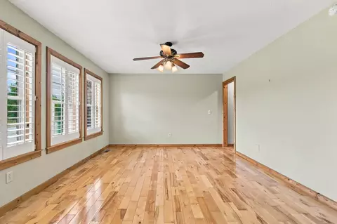 Living - 144 Elmview Dr, Ozark, MO 65721 photo 2 of 9