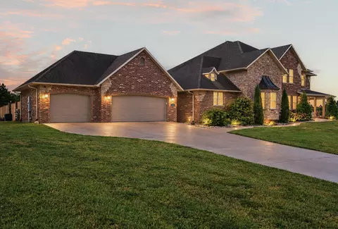 Exterior - 144 Elmview Dr, Ozark, MO 65721 photo 4 of 22