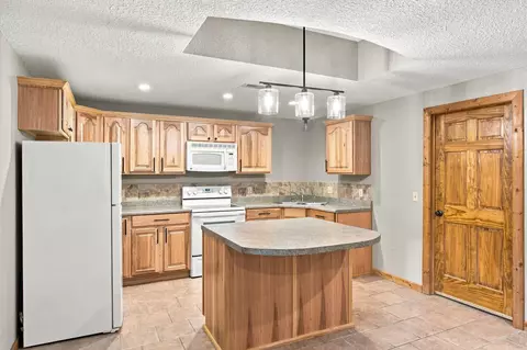 Kitchen - 144 Elmview Dr, Ozark, MO 65721 photo 5 of 5