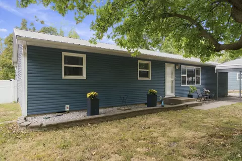 Exterior - 1501 Ford Dr, Aurora, MO 65605 photo 12 of 13