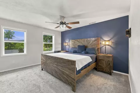 Bedroom - 1501 Ford Dr, Aurora, MO 65605 photo 4 of 6