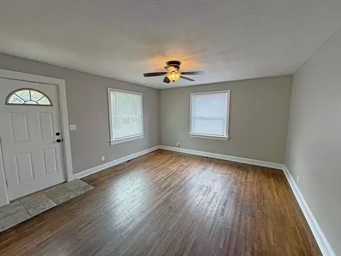 Living - 2336 N Johnston Ave, Springfield, MO 65803 photo 2 of 3