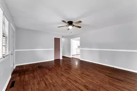 Living - 2643 E Belmont St, Springfield, MO 65802 photo 2 of 3