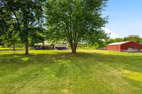 Exterior - 720 Lone Hickory Rd, Ozark, MO 65721 photo 9 of 10