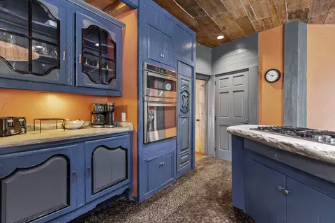 Kitchen - 2829 S Lone Pine Ave, Springfield, MO 65804 photo 7 of 13