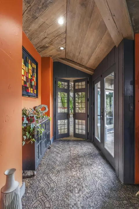 Entry Way - 2829 S Lone Pine Ave, Springfield, MO 65804 photo 15 of 15