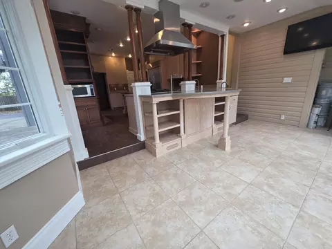 Kitchen - 245 N Clay St, Marshfield, MO 65706 photo 2 of 4