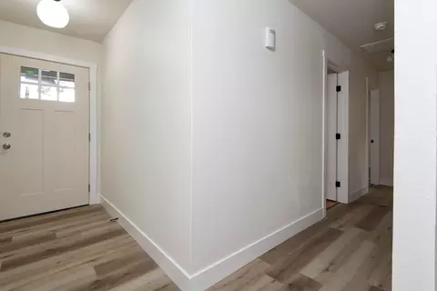 Entry Way - 2456 S Ferguson Ave, Springfield, MO 65807 photo 1 of 1
