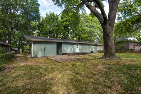 Exterior - 2456 S Ferguson Ave, Springfield, MO 65807 photo 4 of 6