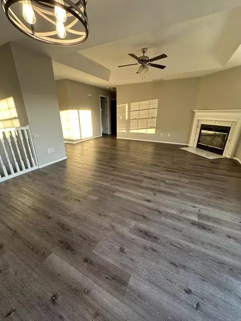 Living - 561 N Jester Ave, Republic, MO 65738 photo 2 of 6