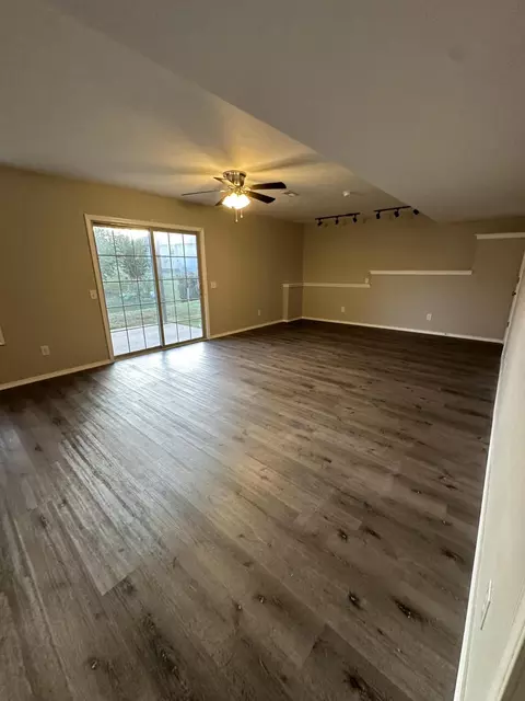 Living - 561 N Jester Ave, Republic, MO 65738 photo 4 of 6