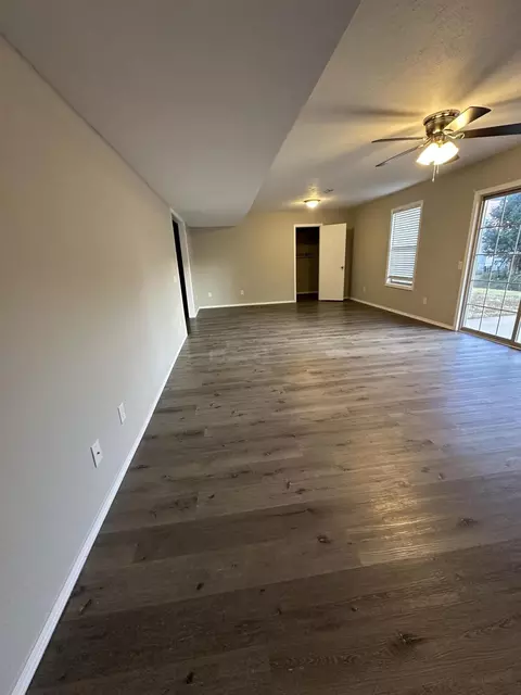 Living - 561 N Jester Ave, Republic, MO 65738 photo 5 of 6