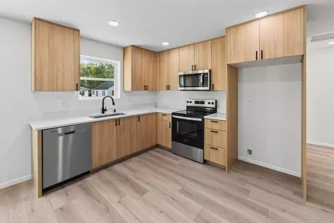 Kitchen - 1451 N Lexington Ave, Springfield, MO 65802 photo 1 of 4