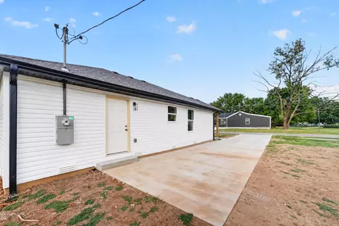 Exterior - 1451 N Lexington Ave, Springfield, MO 65802 photo 11 of 12