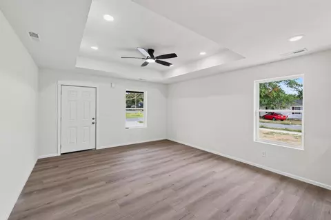 Living - 1451 N Lexington Ave, Springfield, MO 65802 photo 4 of 4