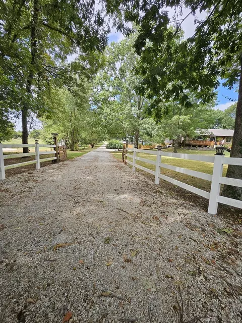 6333 S State Highway 125, Rogersville, MO 65742