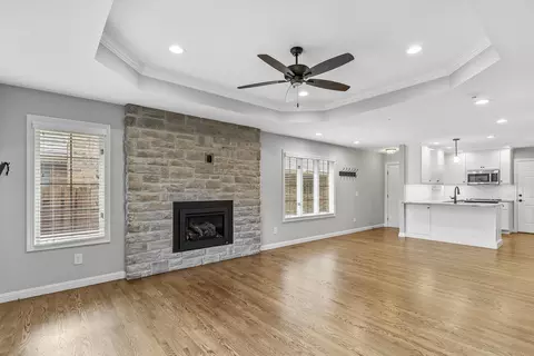 Living - 3141 E Mimosa St #C, Springfield, MO 65804 photo 3 of 6